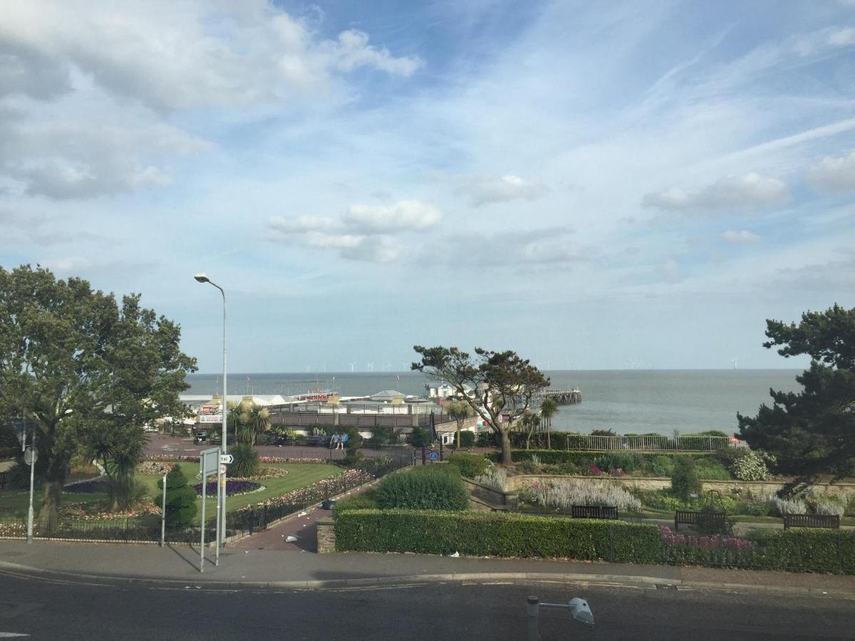 Beach Palace Clacton-on-Sea Eksteriør bilde